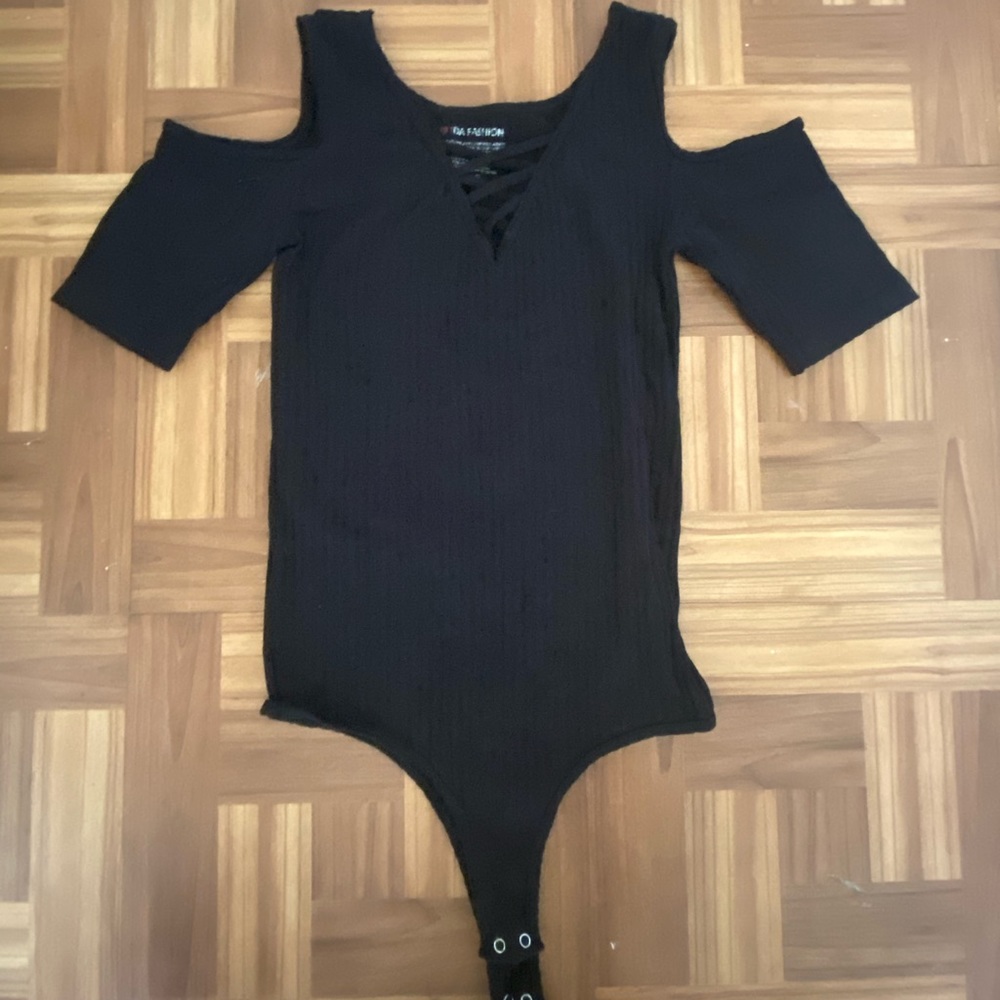 Ida Fashion form fitting bodysuit